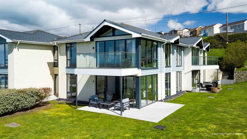 Additional image 4 of 2 bed flat for saleSlon Lane, Ogmore-By-Sea, Bridgend CF32