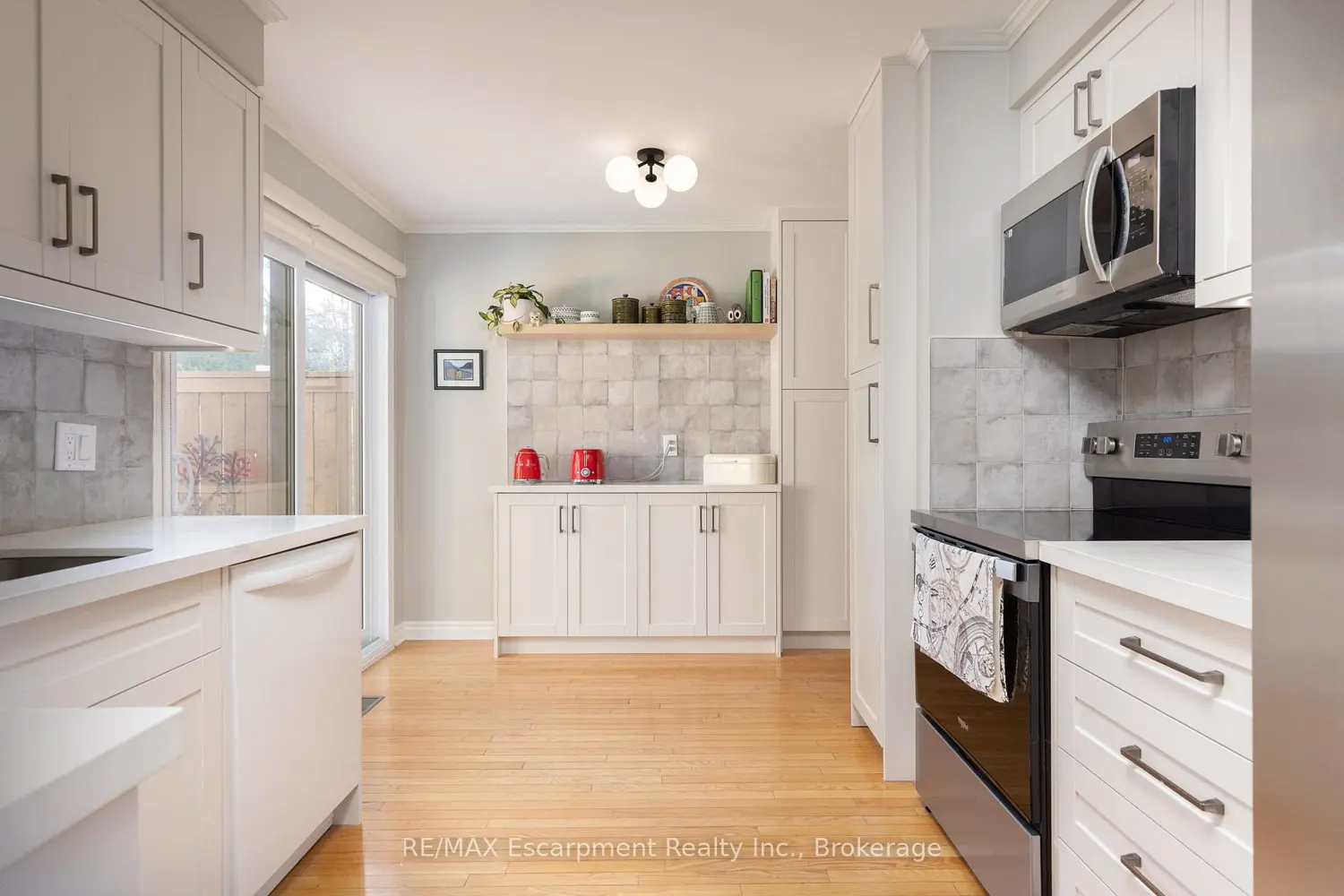 Additional image 10 of 2199 Burnhamthorpe Road 67