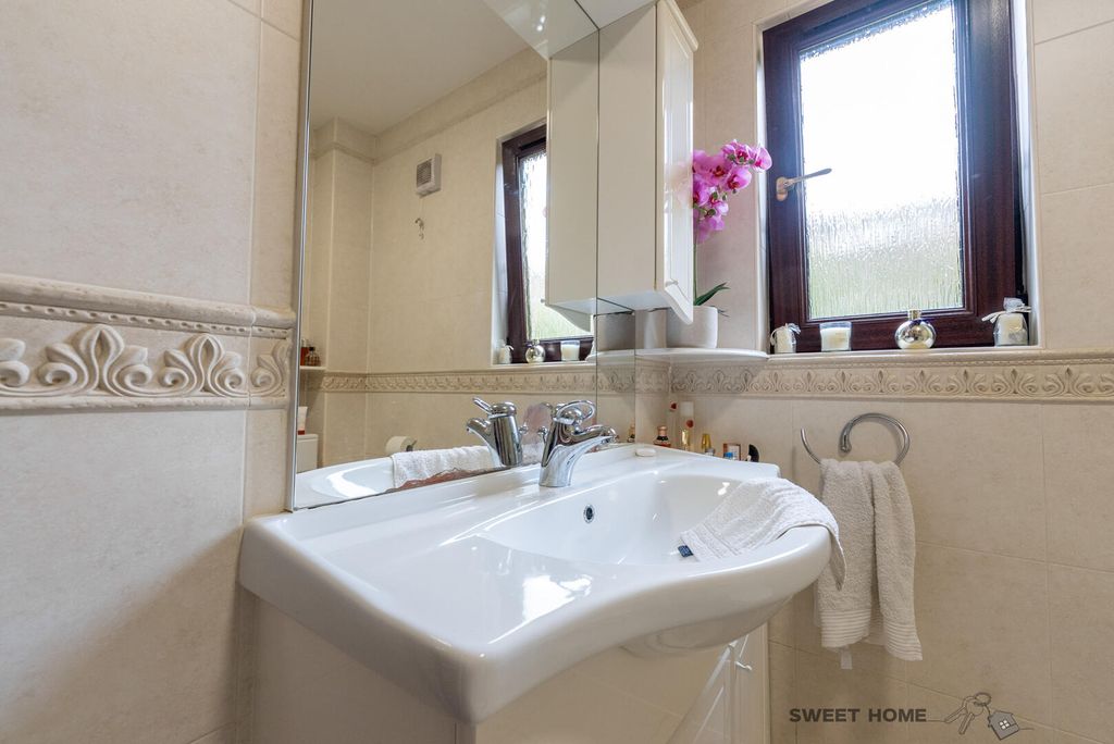 Additional image 19 of 2 bed flat for saleClyde Court, Carluke ML8