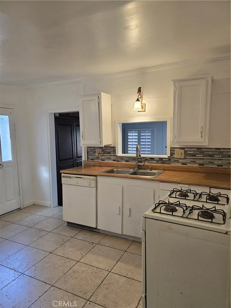 Additional image 21 of 22903 Laurel Ln, Cedarpines Park, CA 92322