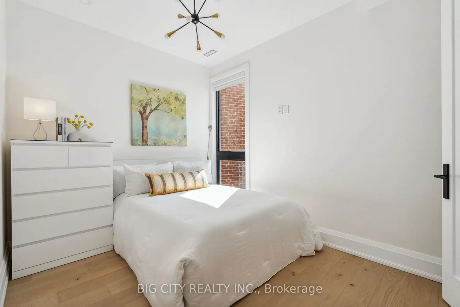 Additional image 6 of 75 Lawrence Crescent