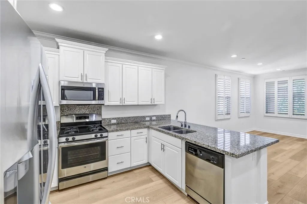 Additional image 35 of 130 Rose Arch, Irvine, CA 92620