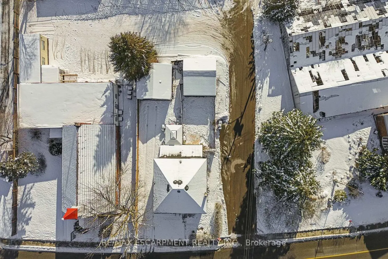 Additional image 14 of 2055 Embleton Road