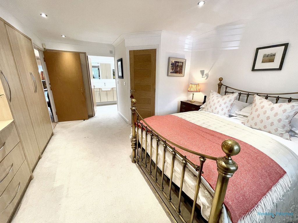 Additional image 9 of 3 bed flat for saleMalvern Grange, 19A Hampton Lane, Solihull B91