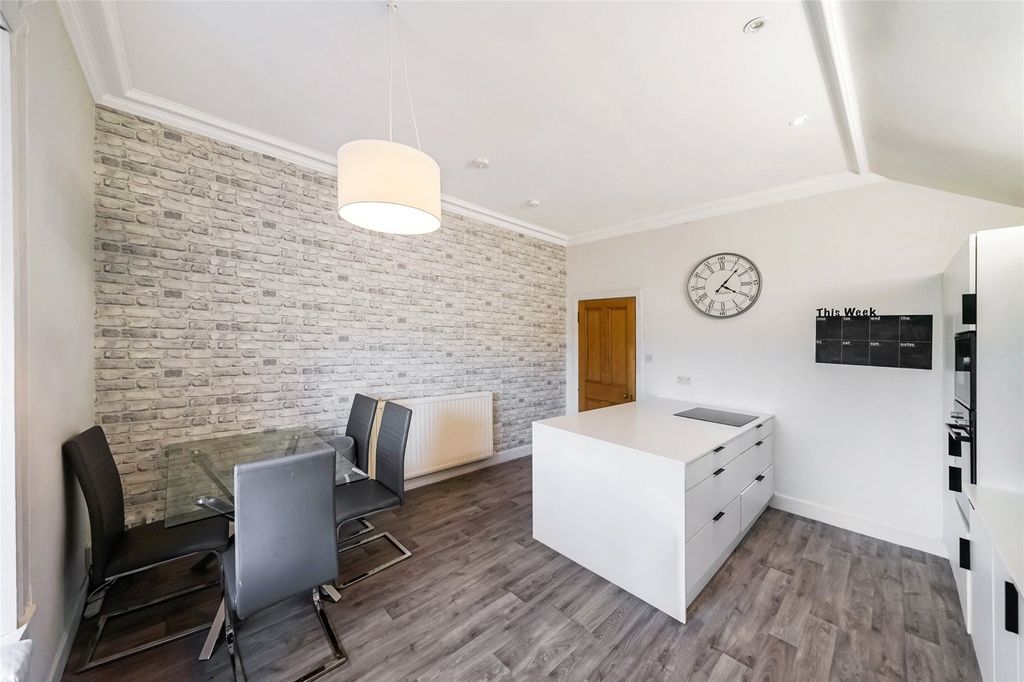 Additional image 14 of 3 bed flat for saleHilton Road, Alloa, Clackmannanshire FK10