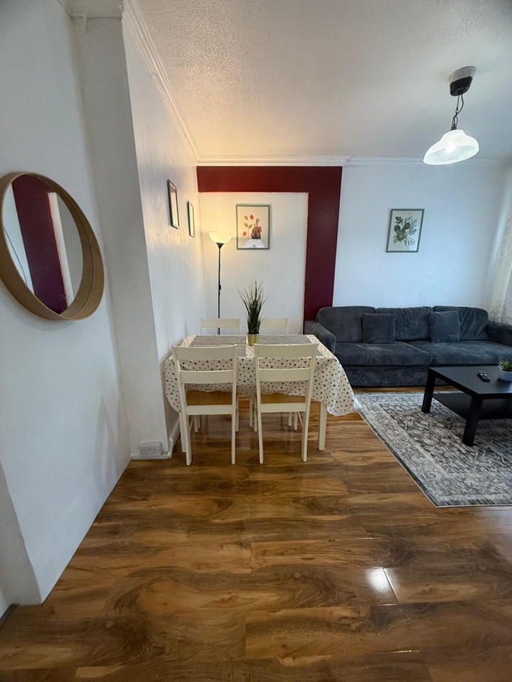 Additional image 18 of 2 Bed Flat, Southwark Park Road, SE16, N1 7GU