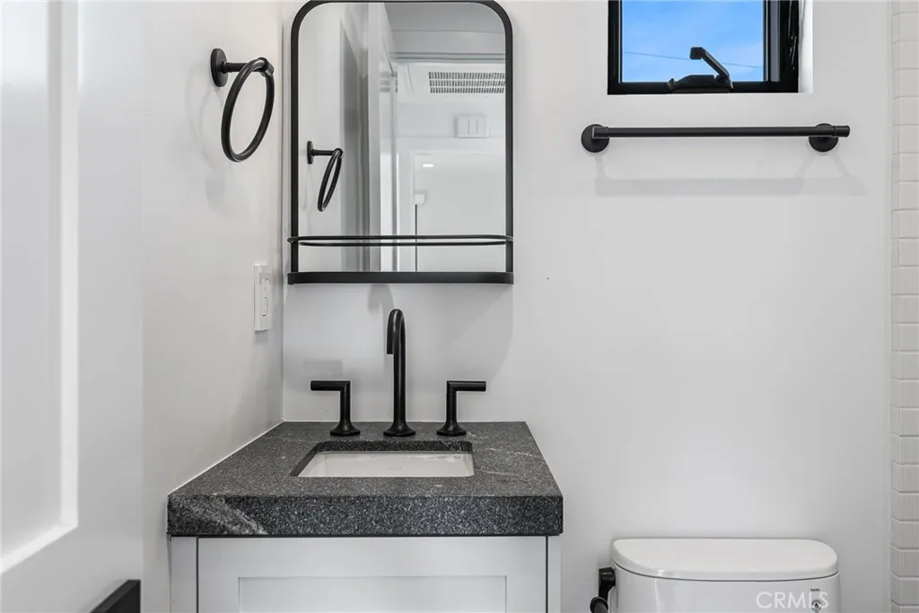 Additional image 35 of 251 Costa Mesa St Unit B, Costa Mesa, CA 92627