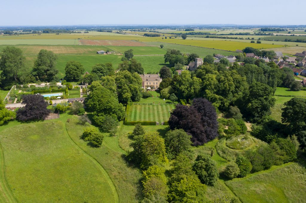 7 bed detached house for saleChurch Road, Tormarton GL9