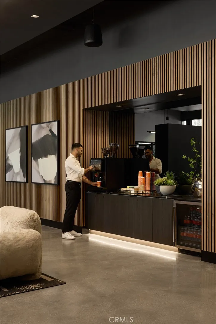 Additional image 96 of 21010 Erwin Street Unit 374, Woodland Hills, CA 91367