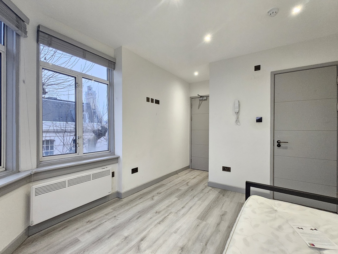 Additional image 3 of Room in a Shared House, Holloway Road, N7, N1 7GU