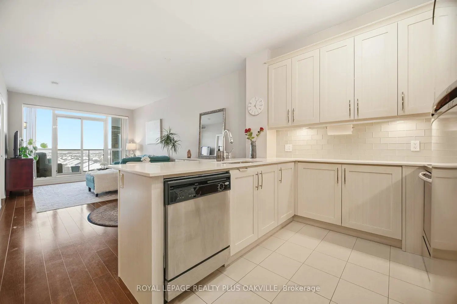 Additional image 6 of 2470 Prince Michael Drive 607