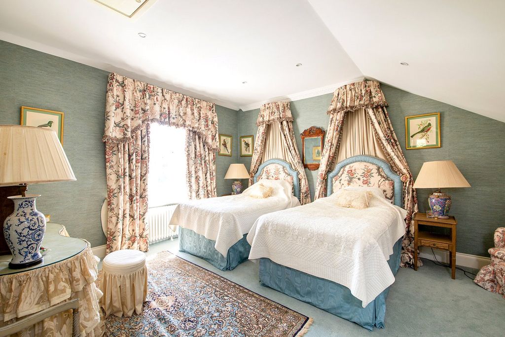 Additional image 19 of 7 bed detached house for saleHollington Lane, Woolton Hill, Newbury, Hampshire RG20