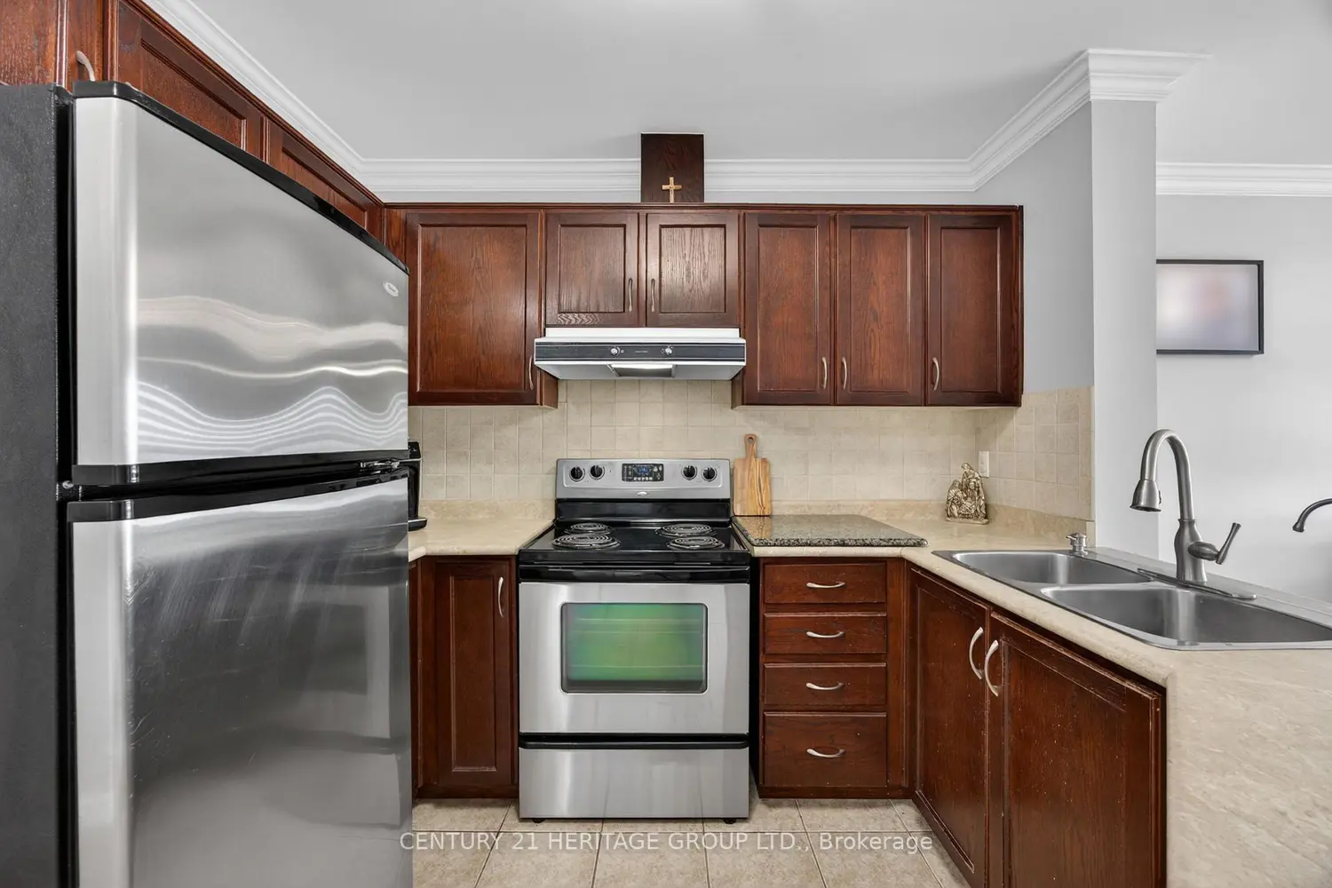 Additional image 3 of 112 Simcoe Road 214