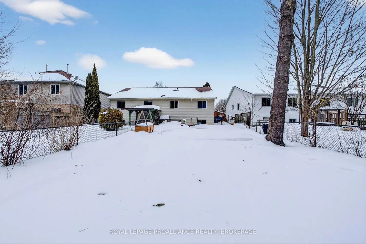 Additional image 15 of 614 Barnsley Crescent