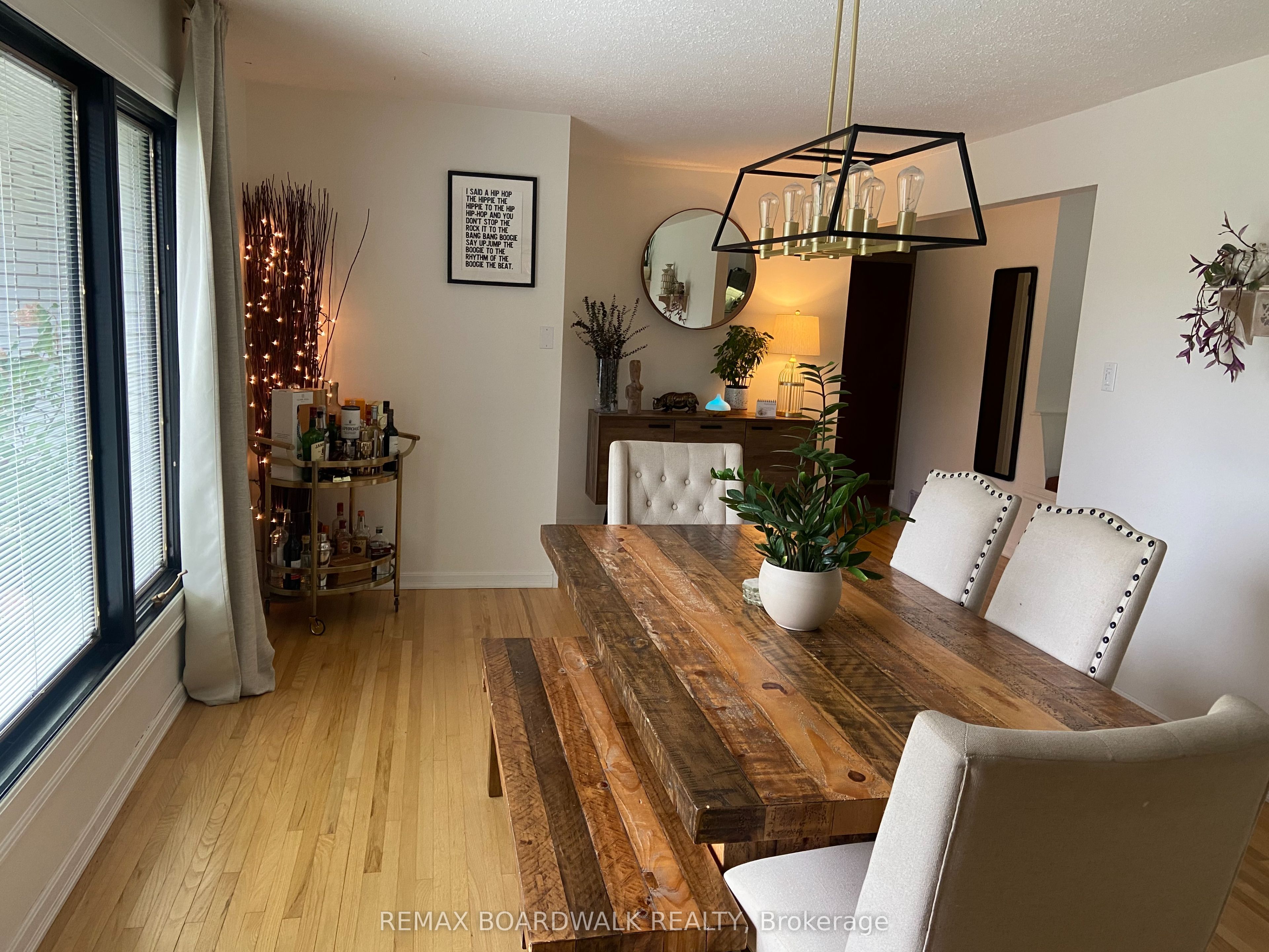 Additional image 6 of 1588 Maxime Street, Ottawa, ON, K1B 3L1