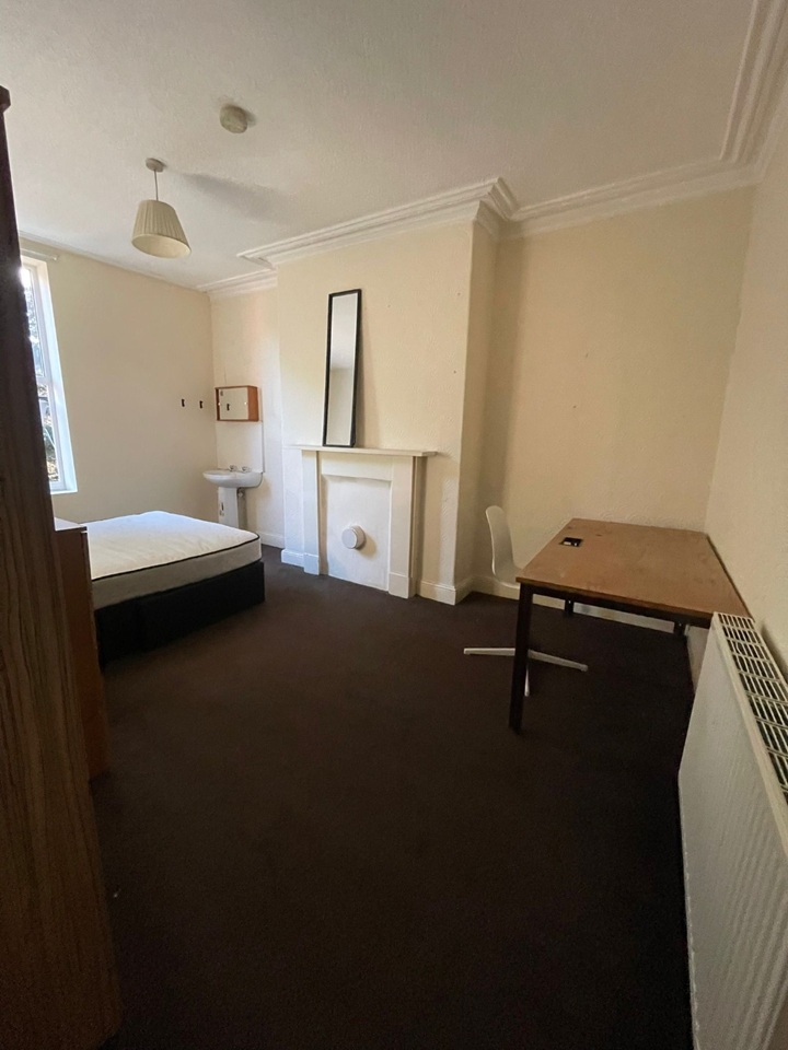 Additional image 6 of Room in a Shared House, Hyde Park Road, LS6, LS6 1AJ