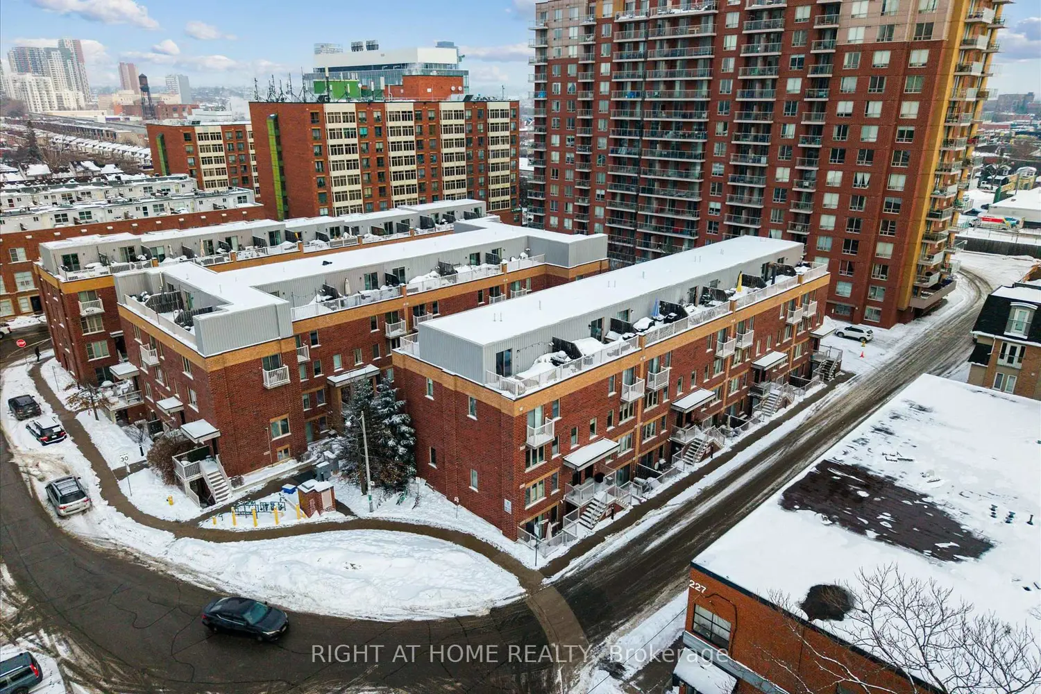 1 Ruttan Street 112