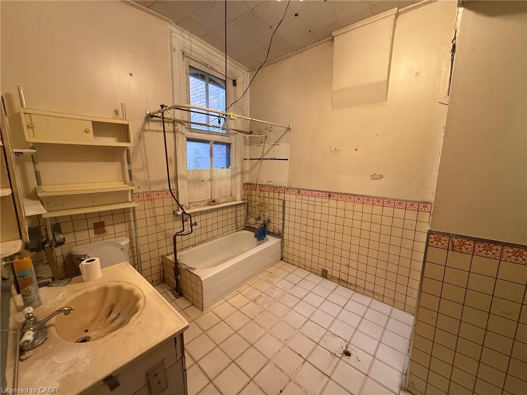 Additional image 4 of 118 Cathcart Street, Hamilton, ON, L8L 5A2