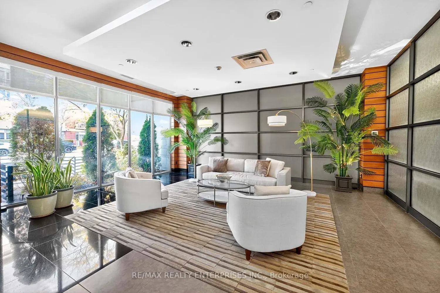 Additional image 2 of 65 Port Street 503