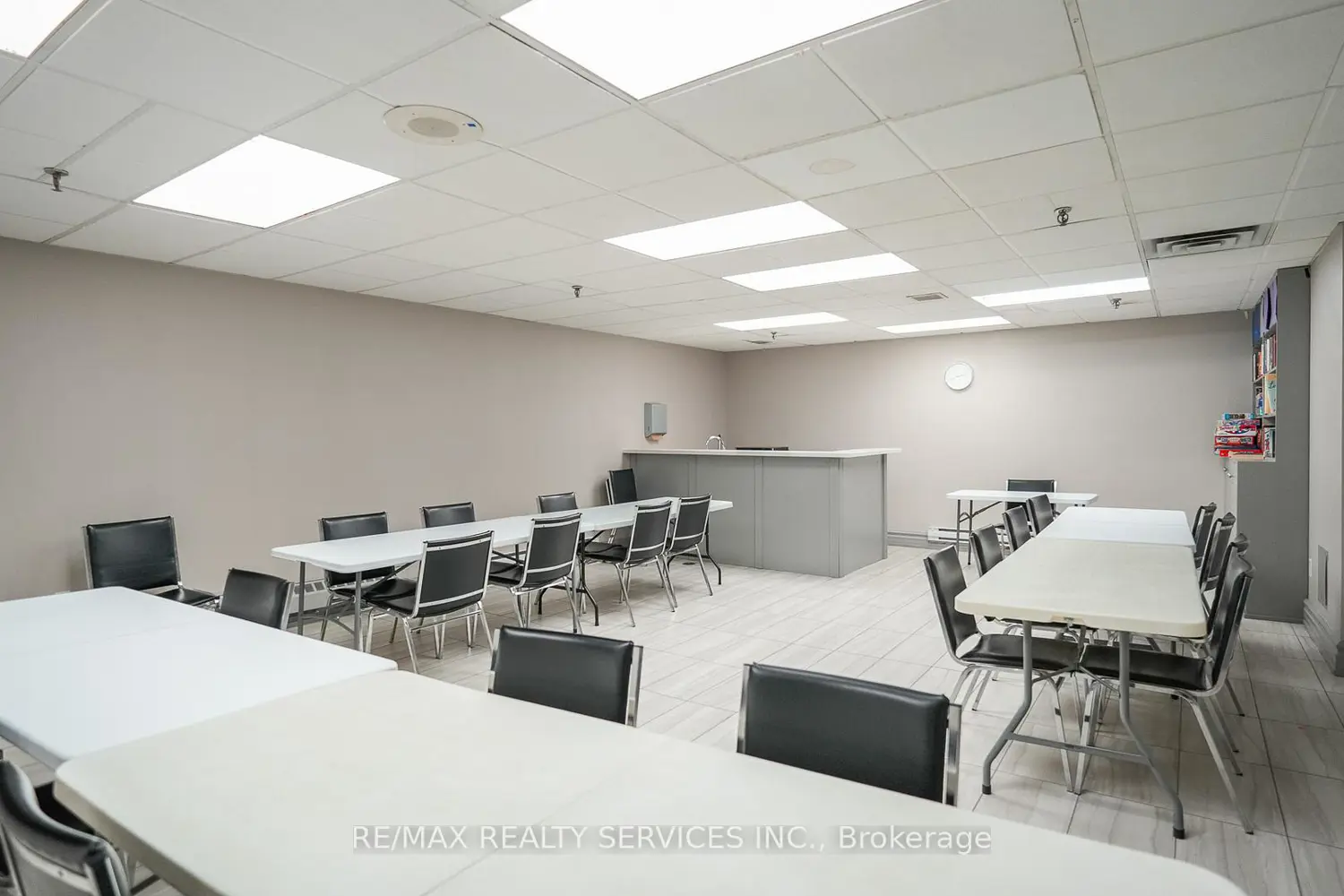 Additional image 14 of 8 Lisa Street 203