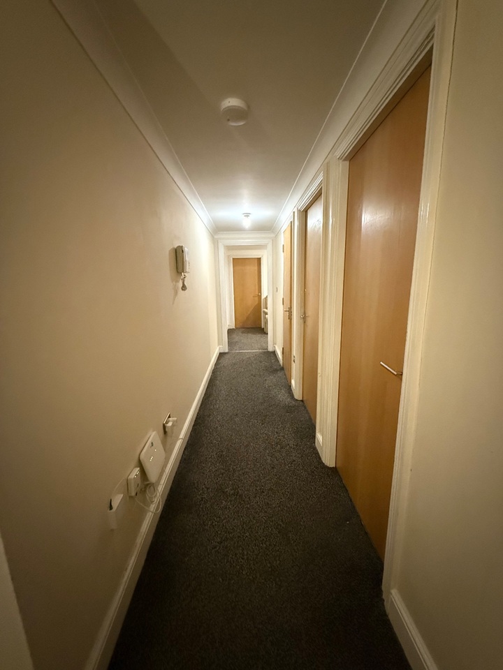 Additional image 4 of Room in a Shared Flat, Broadway Plaza, B16, N1 7GU