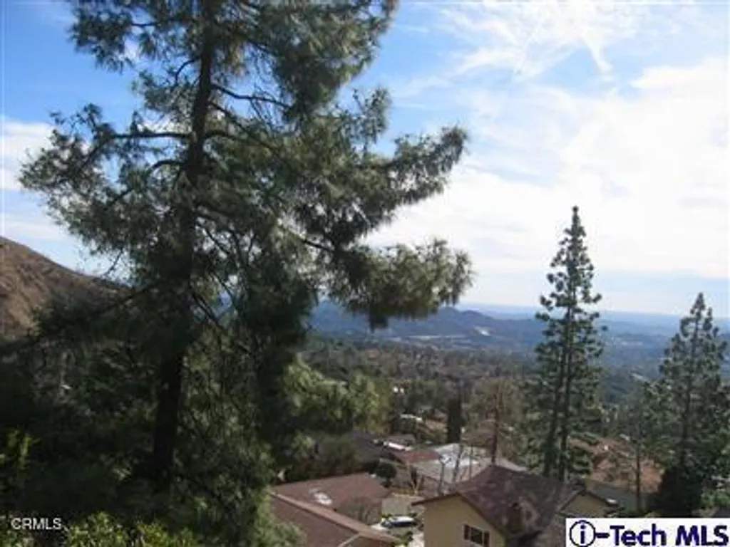 2716 Ridgepine Drive, La Crescenta, CA 91214