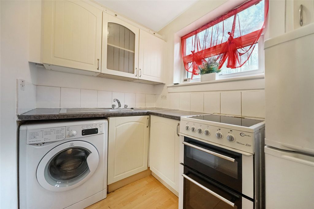 Additional image 6 of 1 bed flat for saleWishart Drive, Stirling, Stirlingshire FK7