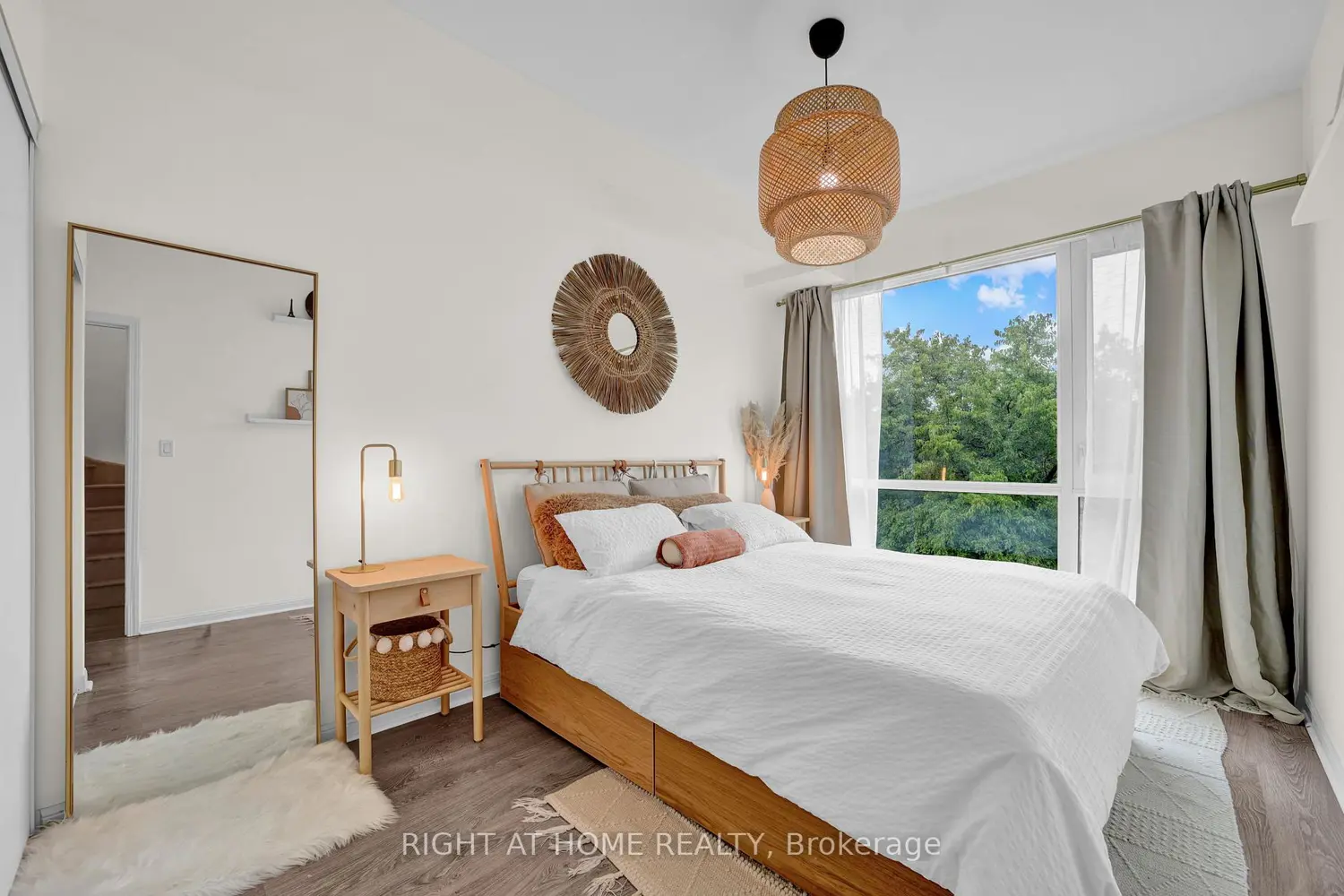 Additional image 13 of 639 Lawrence Avenue 312