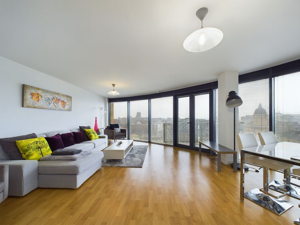 Additional image 5 of 3 bed flat for saleQueens Court, 50 Dock Street, Hull, East Riding Of Yorkshire HU1