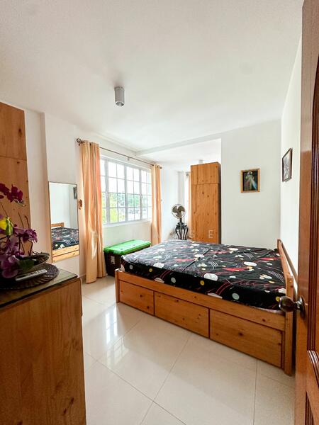 Additional image 6 of Nemesu Avenue