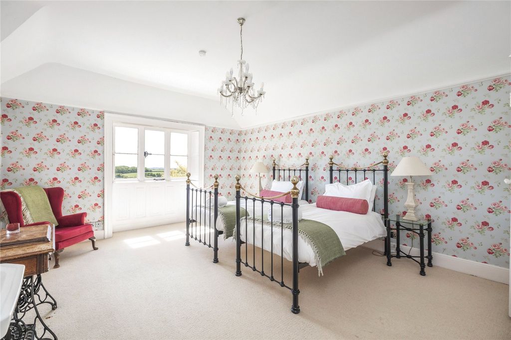Additional image 14 of 9 bed detached house for saleChurch Street, Weymouth, Dorset DT3