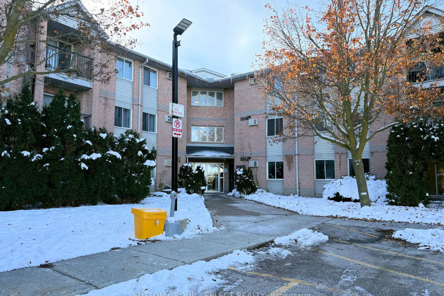 2230 Trafalgar Street 109