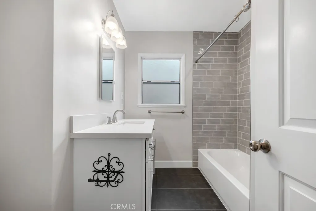 Additional image 53 of 18350 Lorne St, Reseda, CA 91335