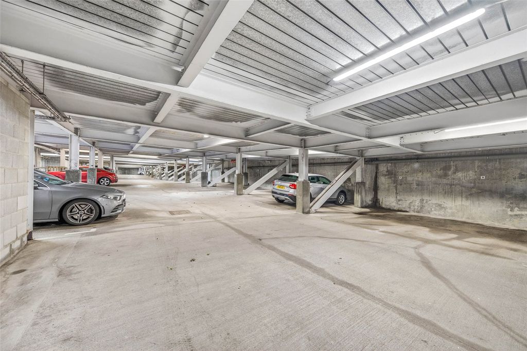 Additional image 19 of 2 bed flat for sale10 Queens Highlands, Aberdeen AB15