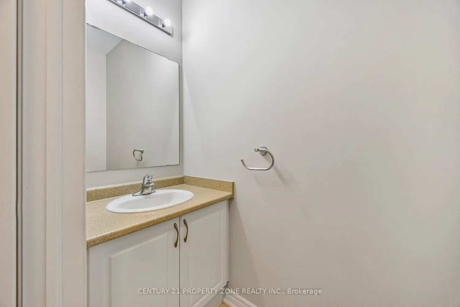 Additional image 11 of 919 Green Street