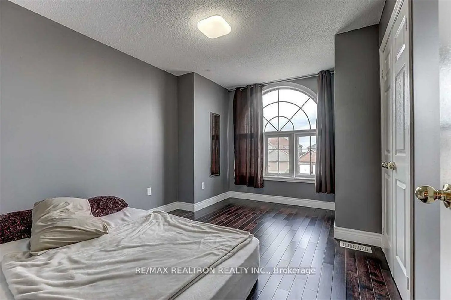 Additional image 12 of 416 Mapleton Avenue