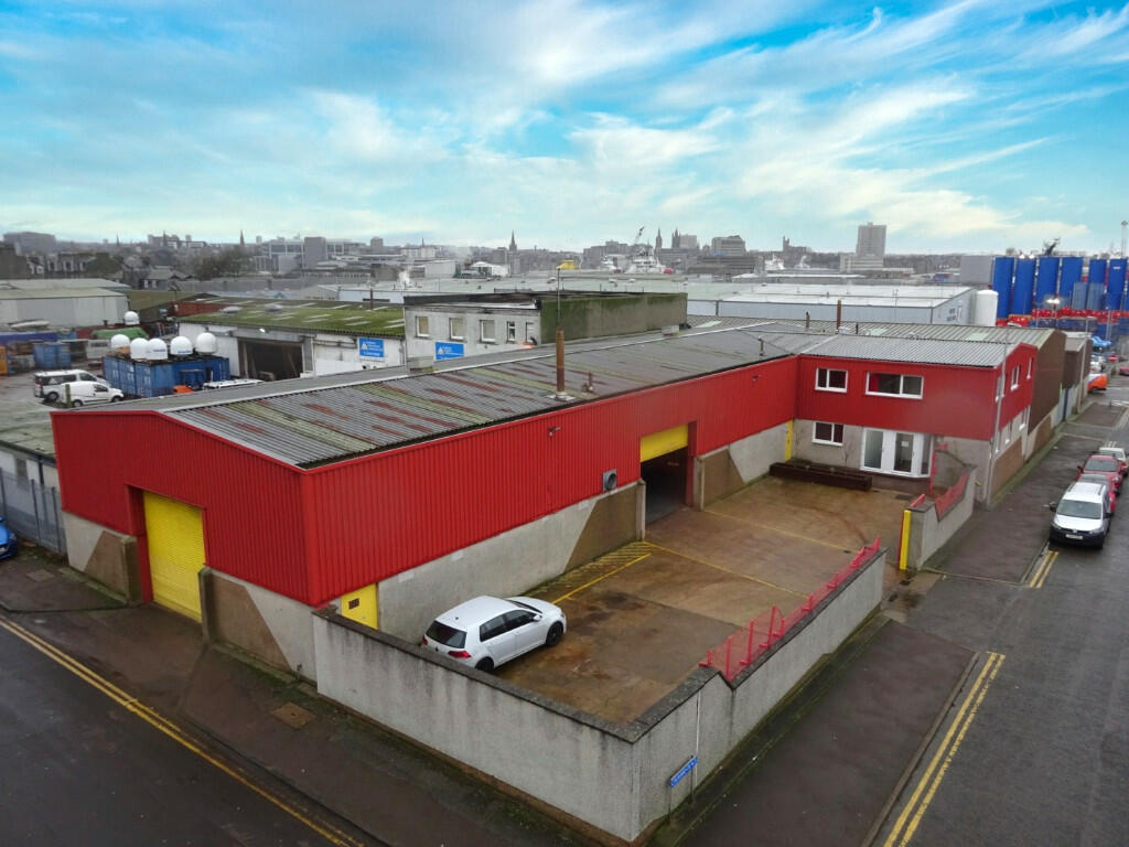 Crombie Place, Aberdeen, Aberdeenshire, AB11