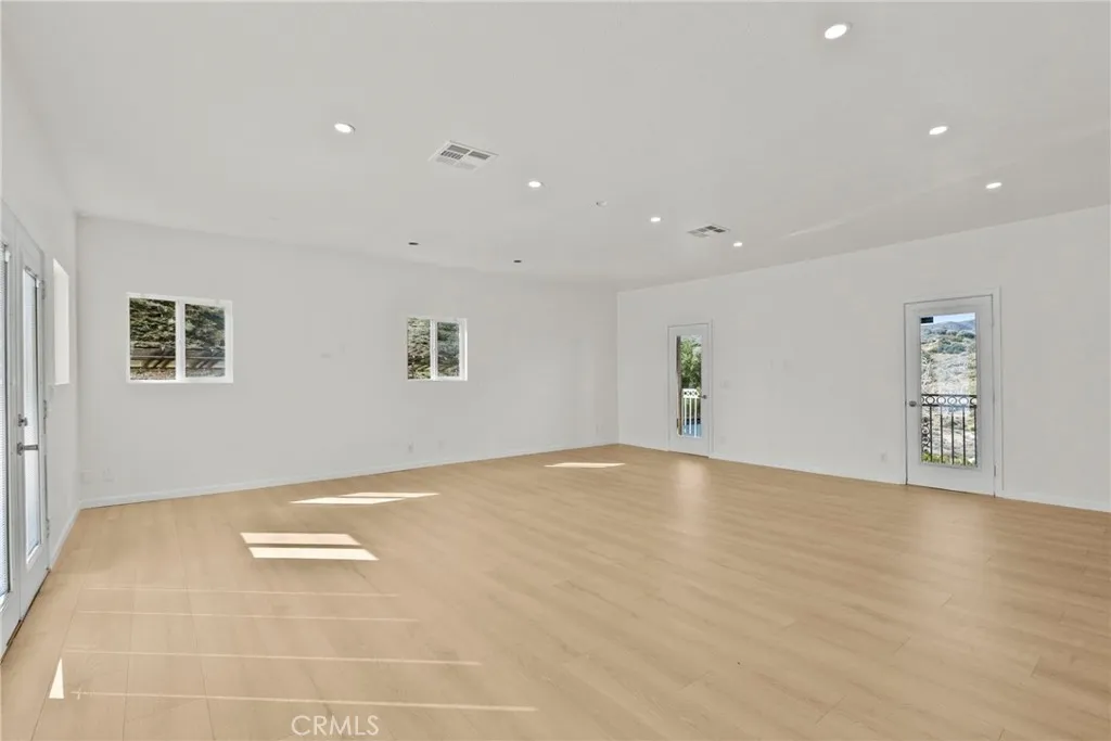 Additional image 97 of 1138 Lakeview Dr, Palmdale, CA 93551