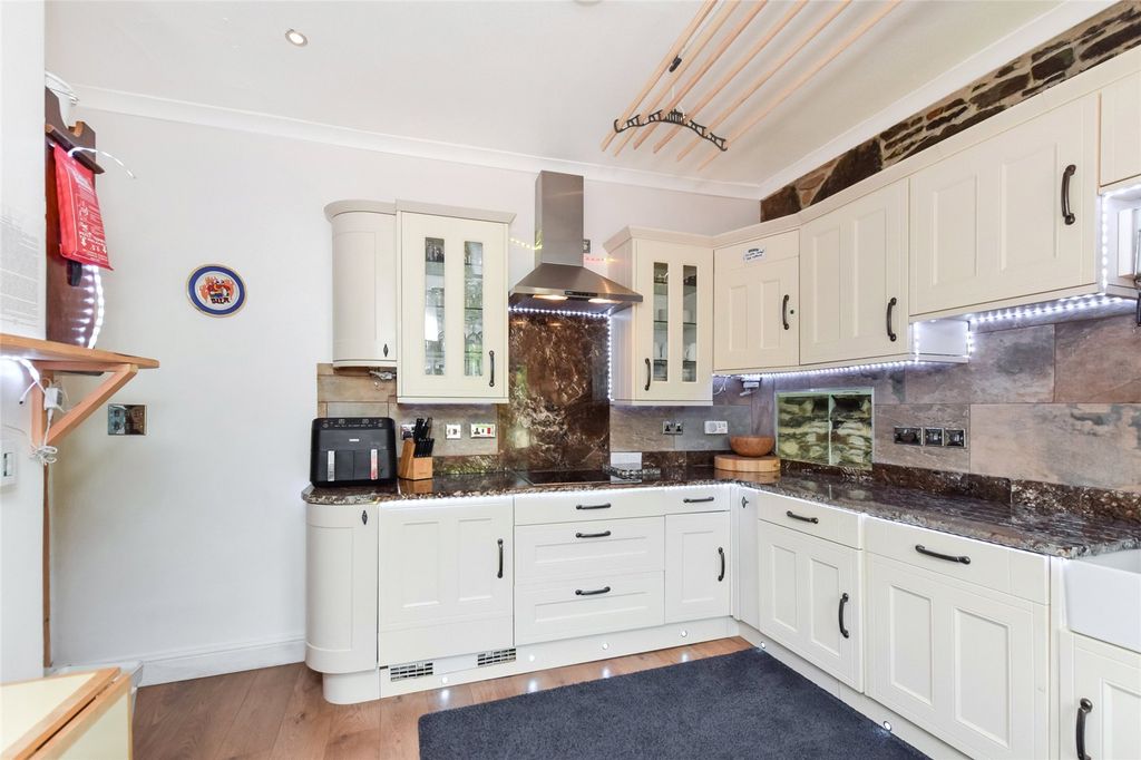Additional image 10 of 2 bed flat for saleFassiefern, Main Street, Killin FK21