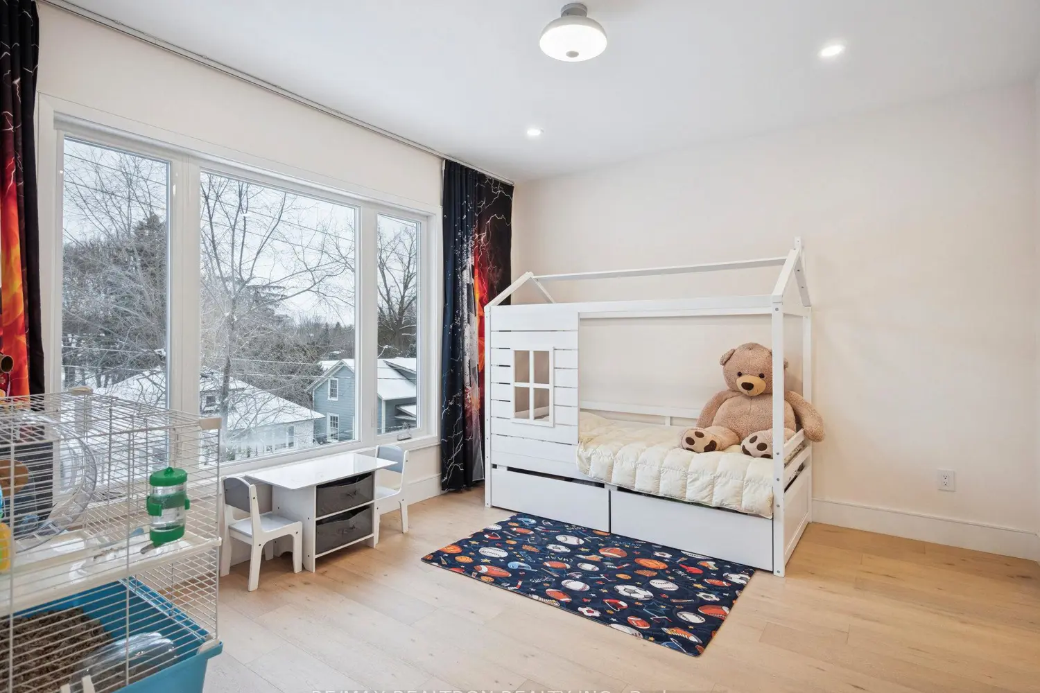 Additional image 12 of 582 Gorham Street