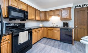 Additional image 2 of 80 N Lake Dr, Orchard Park, NY, 14127