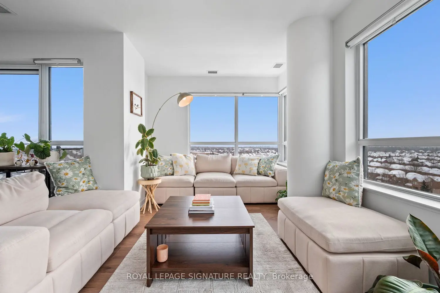 Additional image 9 of 395 Dundas Street 716