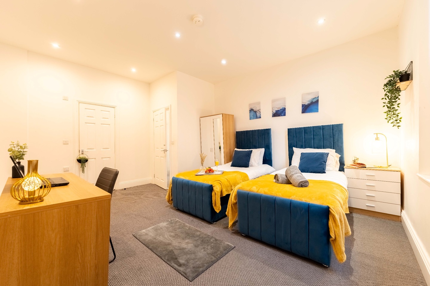 Additional image 34 of 2 Bed Flat, Blenheim Terrace, LS2, N1 7GU