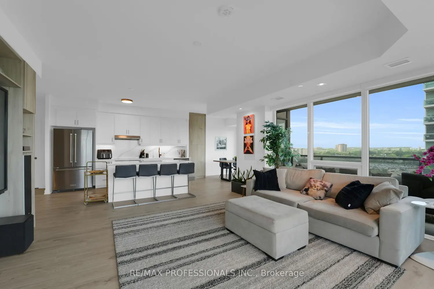 Additional image 6 of 1035 Southdown Road 1402