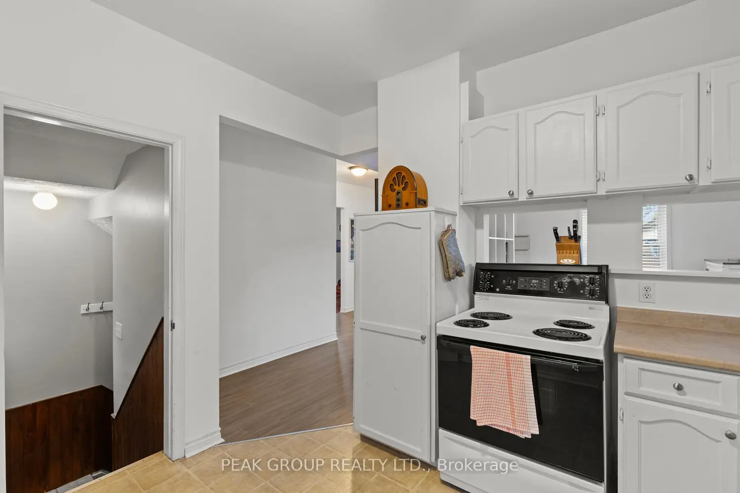 Additional image 6 of 4732 Ryerson Crescent