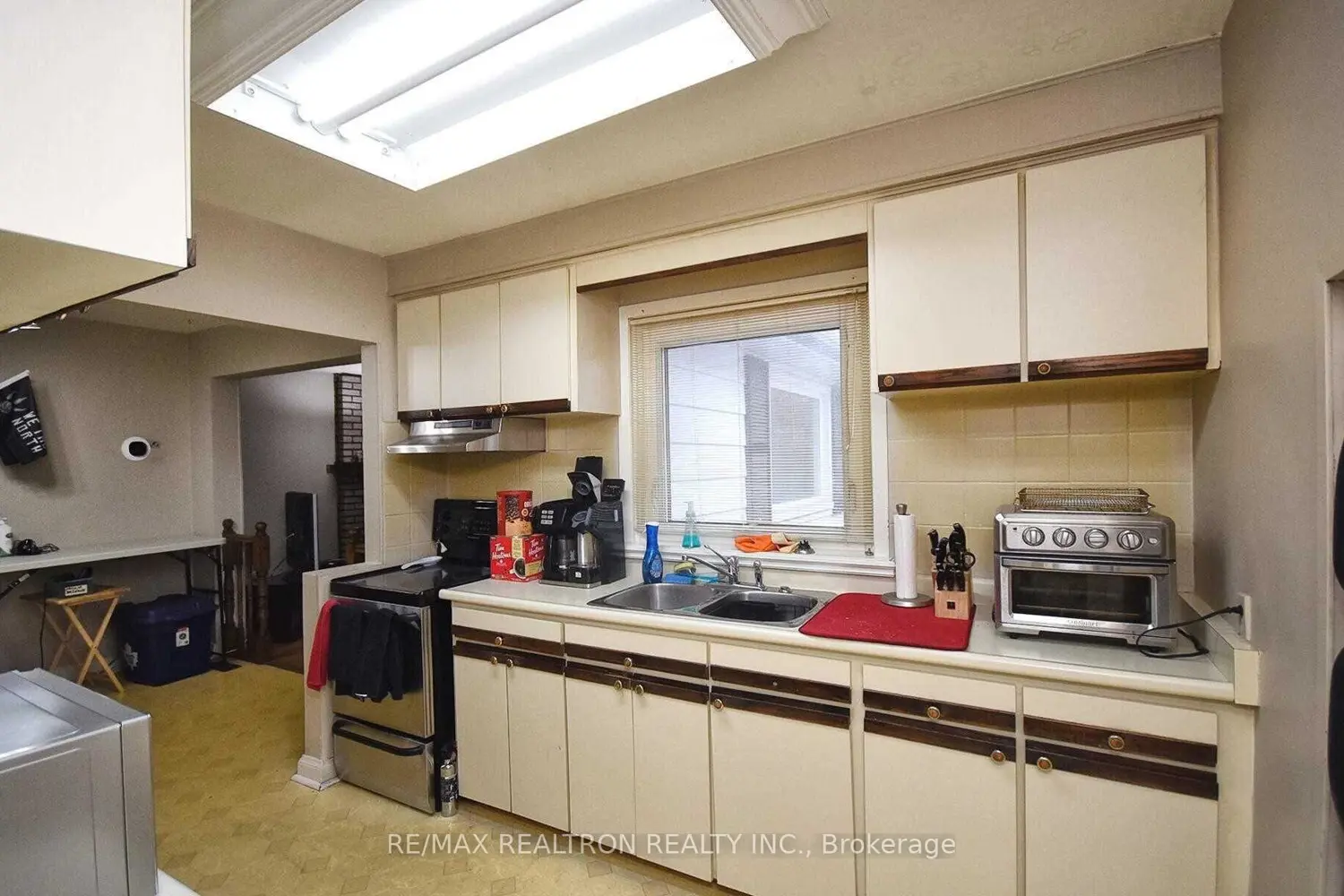 Additional image 9 of 382 Drewry Avenue