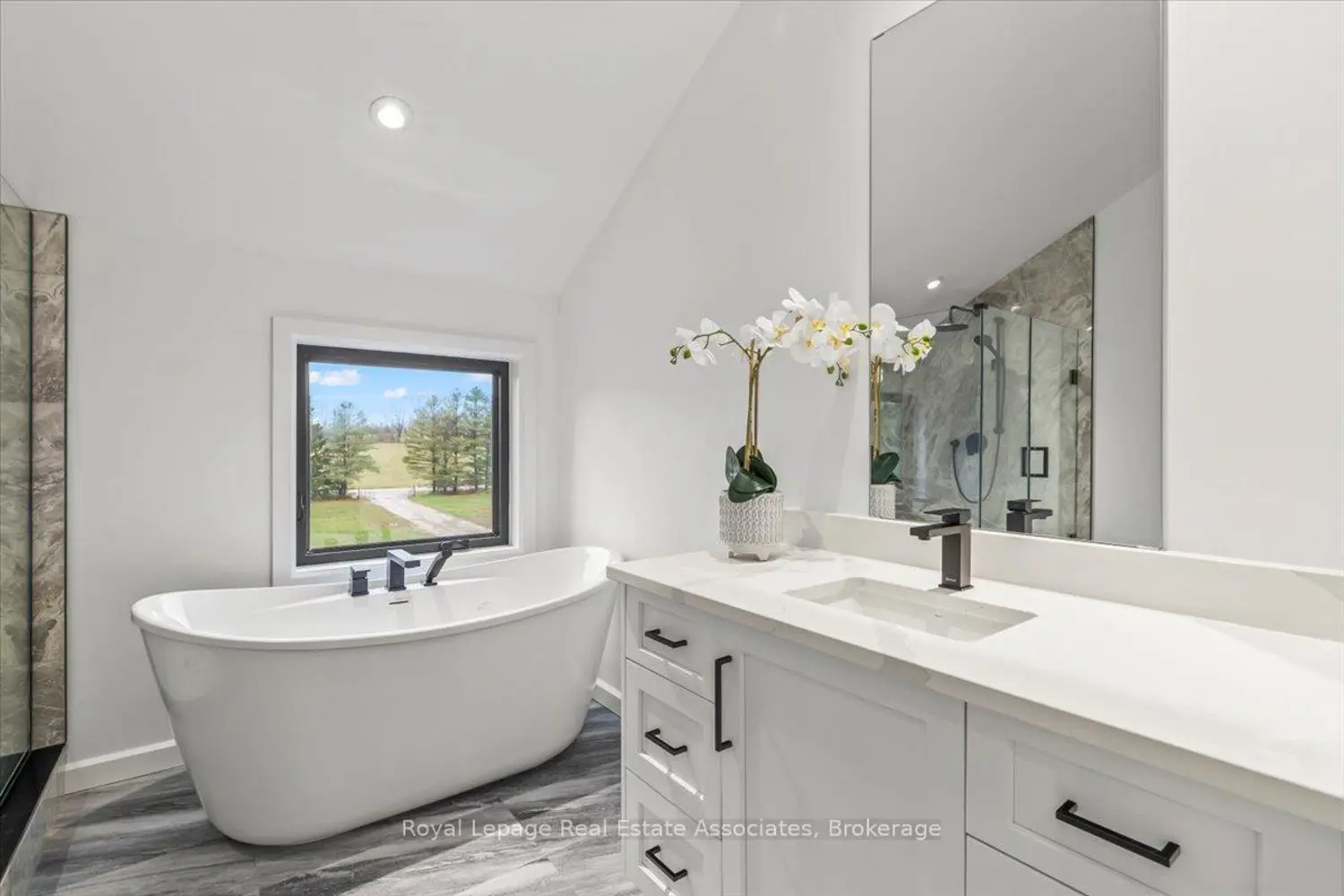 Additional image 14 of 174265 Mulock Road