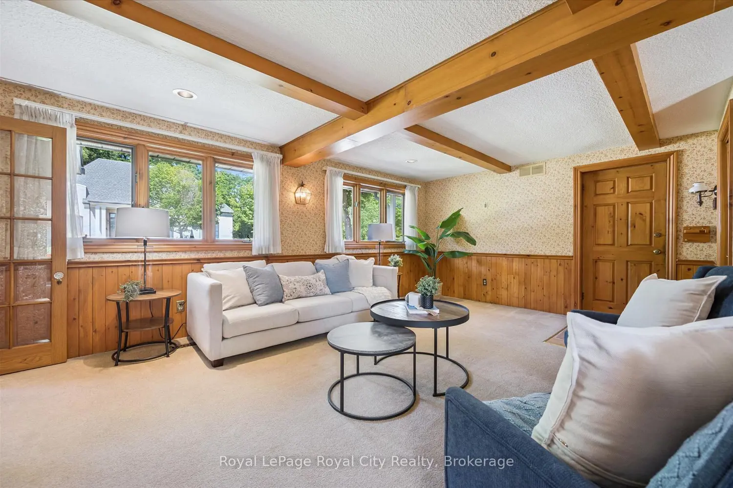 67 Woodside Road photo 3