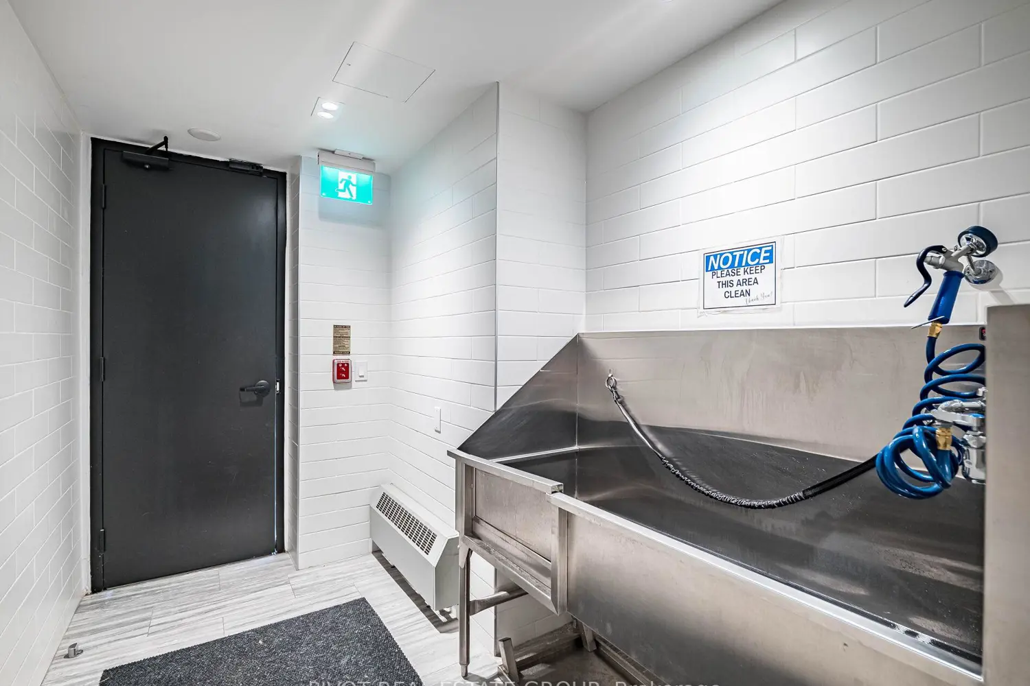 Additional image 13 of 2333 Khalsa Gate 210