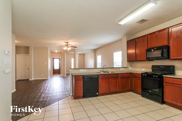 7006 ORCHID St, Baytown, TX, 77521